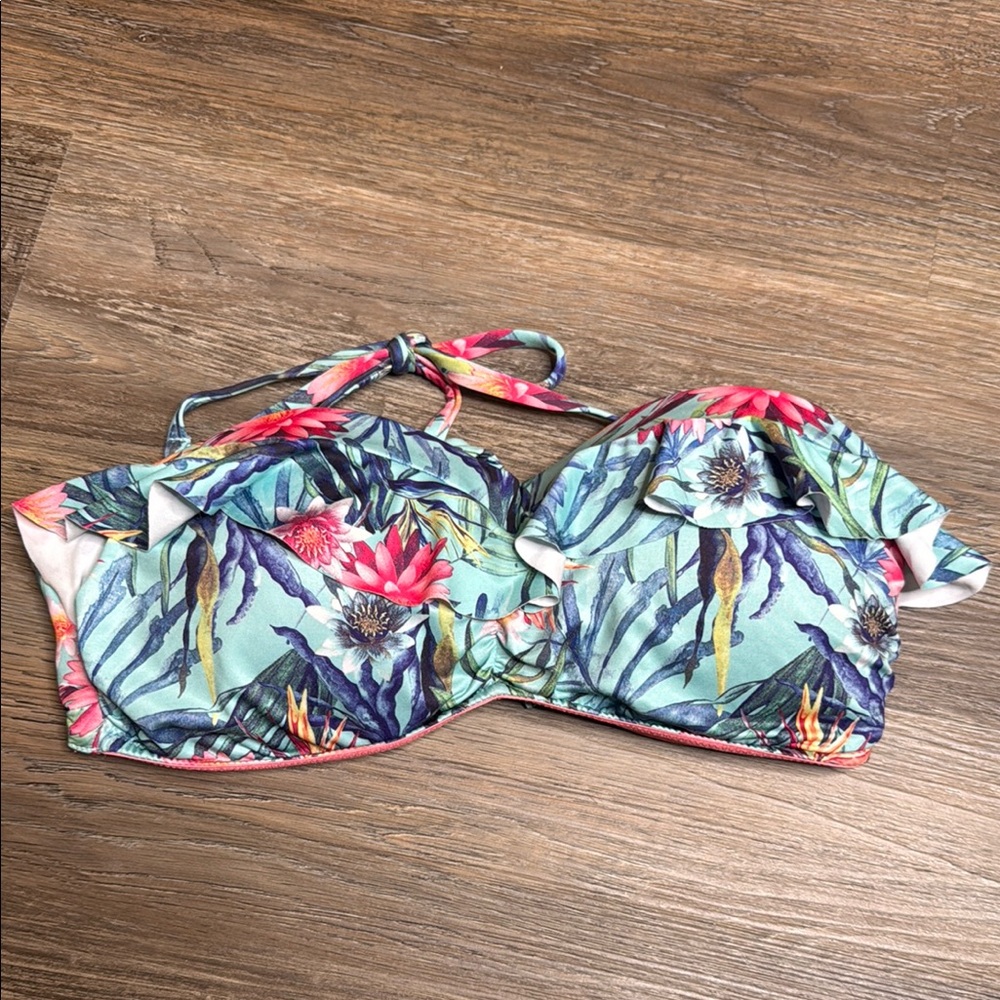 LA VIE EN ROSE | Tropical Floral Bikini Top size large